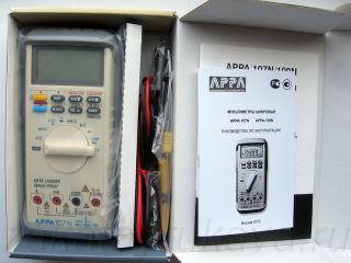 Упаковка цифрового мультиметр APPA 107N.