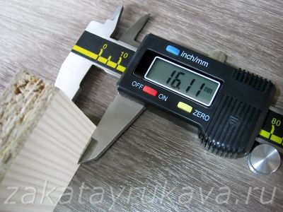 Фактическая толщина ЛДСП, измеренная штангенциркулем, равняется 16,1 мм.