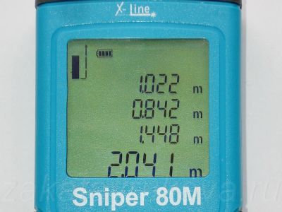 Экран лазерного дальномера X-Line Sniper 80M.
